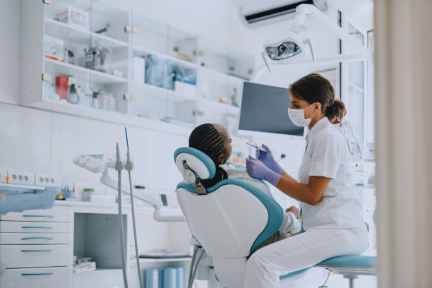 Best Veneers and Lumineers  in Laguna Heights, TX